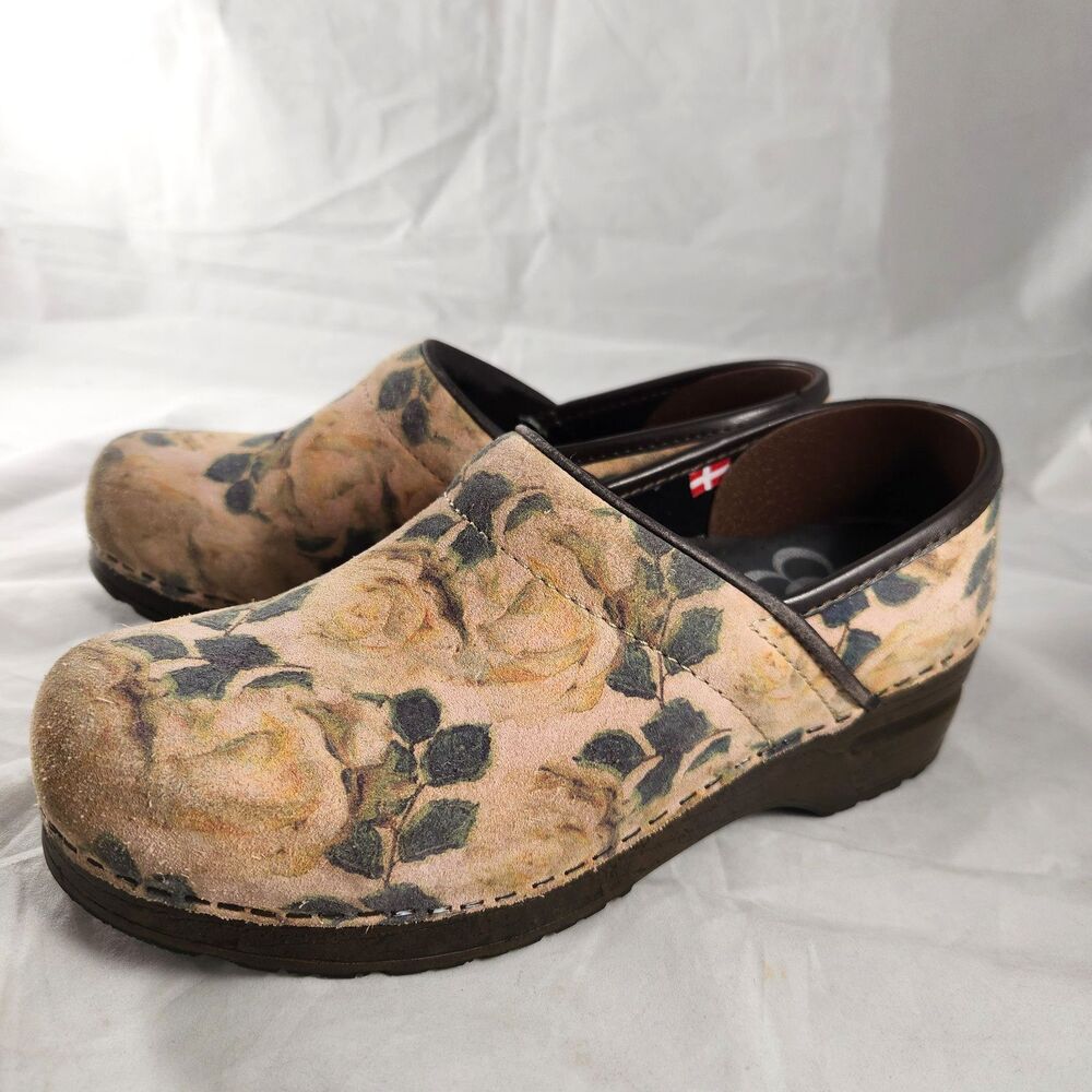 Sanita Professional Womens EU 39 / US 8 Floral Tan Suede Clogs Slip Resist